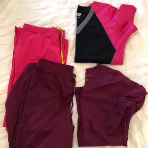 Scrubs Nursing size Small pink/wine